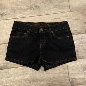 WAX JEAN Women’s Mid Rise Denim Shorts